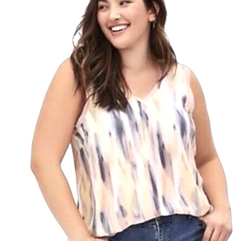 🦋TORRID Water Paint Tank🦋